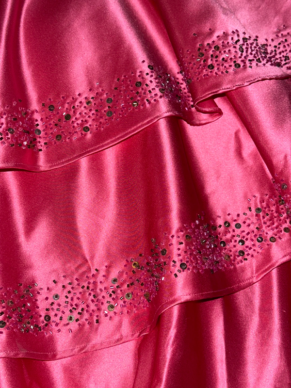 Pink strapless fitted waist slim-fitting pleated fishtail long ball gown R7030