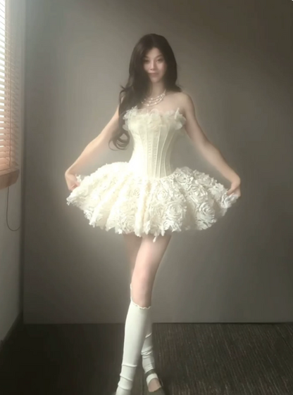 Dreamy White A-Line Strapless Bodycon Mini Party Dress Homecoming Dress RS382