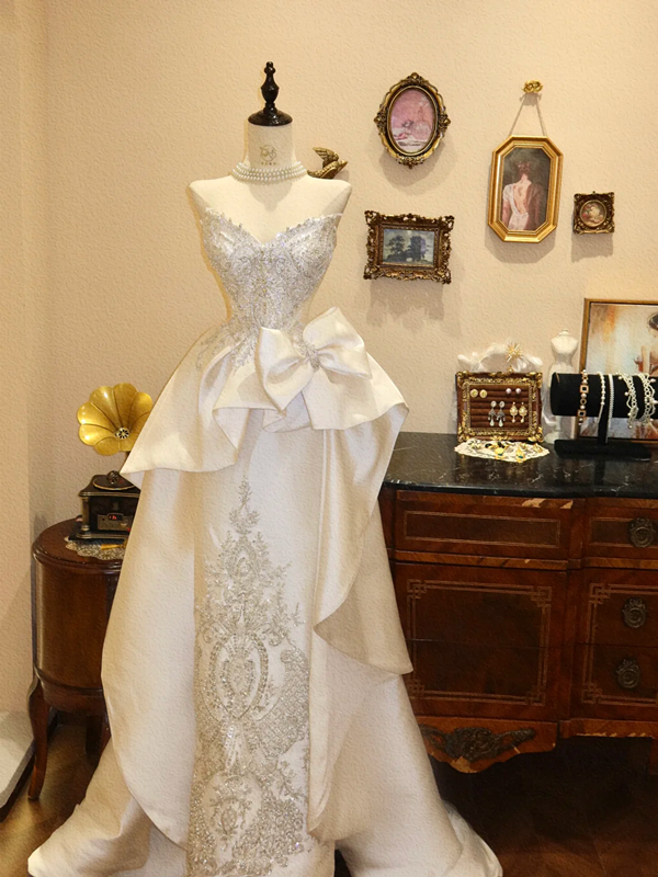 White strapless rhinestone-embellished fitted long wedding dress R6593
