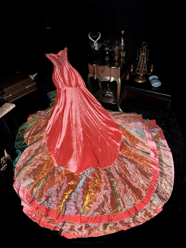 Pink strapless, fitted waist, flared skirt, fairy-like long ball gown R6952