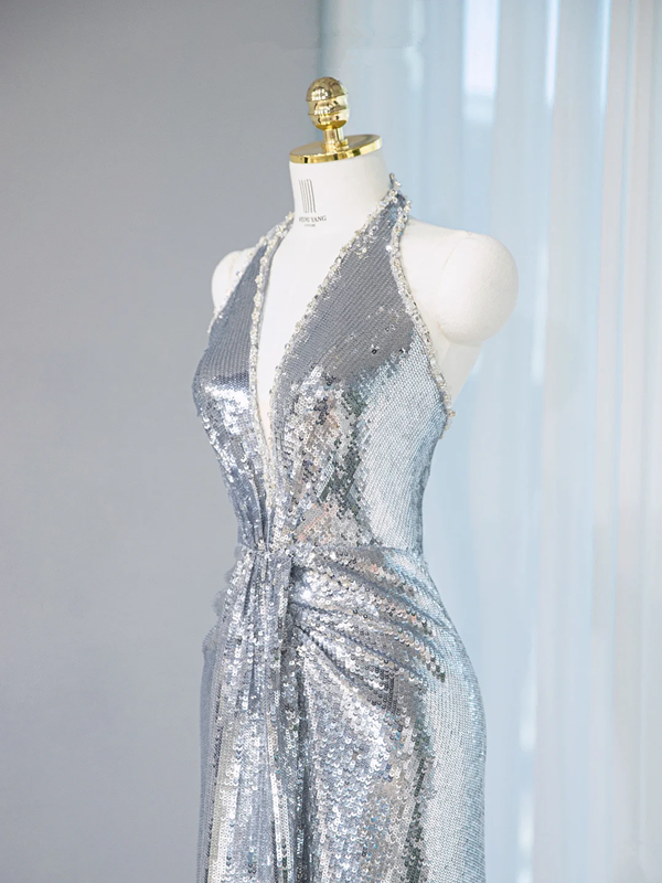 Silver halter-neck, fitted long ball gown/bridal dress R9029