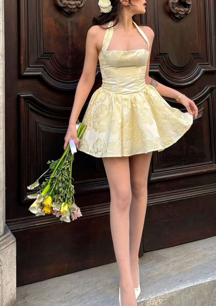 Yellow halter neck slim fit leg-lengthening sexy A-line homecoming dress R2427