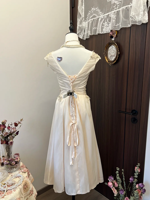 Champagne satin embroidered waist slim fit long skirt homecoming dress R4332