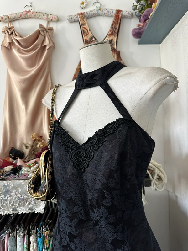 Black halter neck slim waist satin print sexy long ball gown R6195