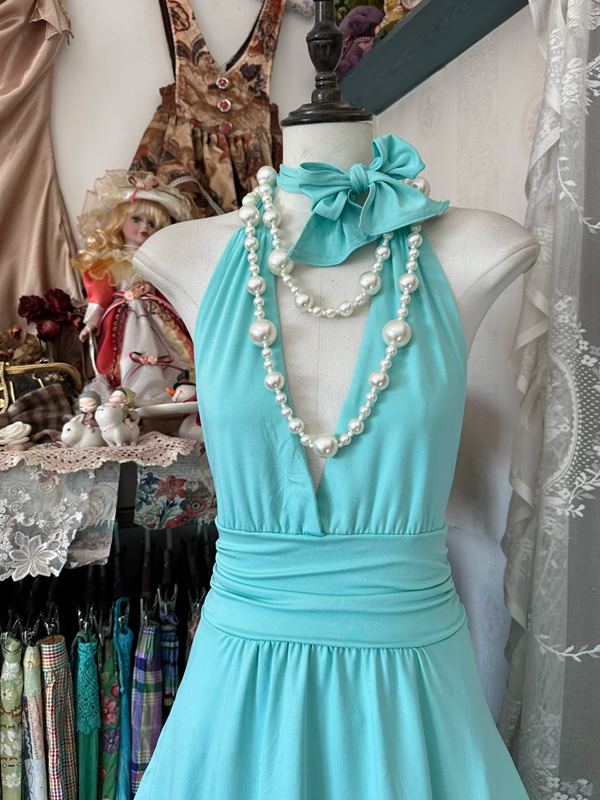 Lake blue halter neck, fitted waist, asymmetrical hem short skirt, ball gown R6274