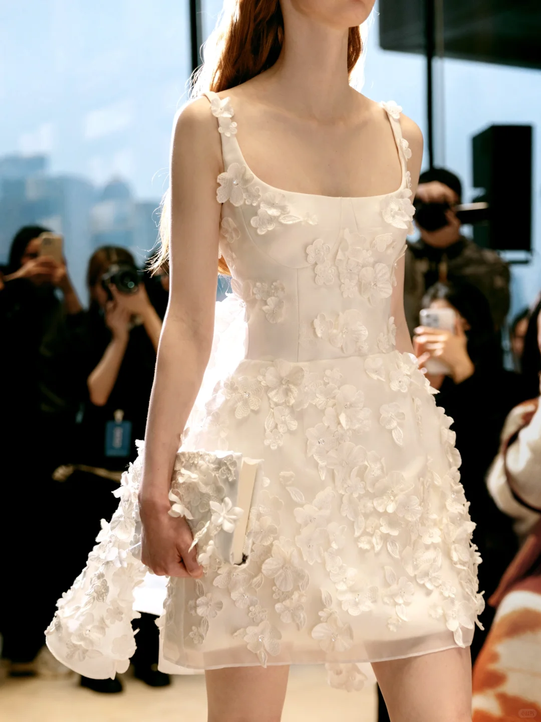White suspender waist slim fit three-dimensional flower design short skirt homecoming dress R4174