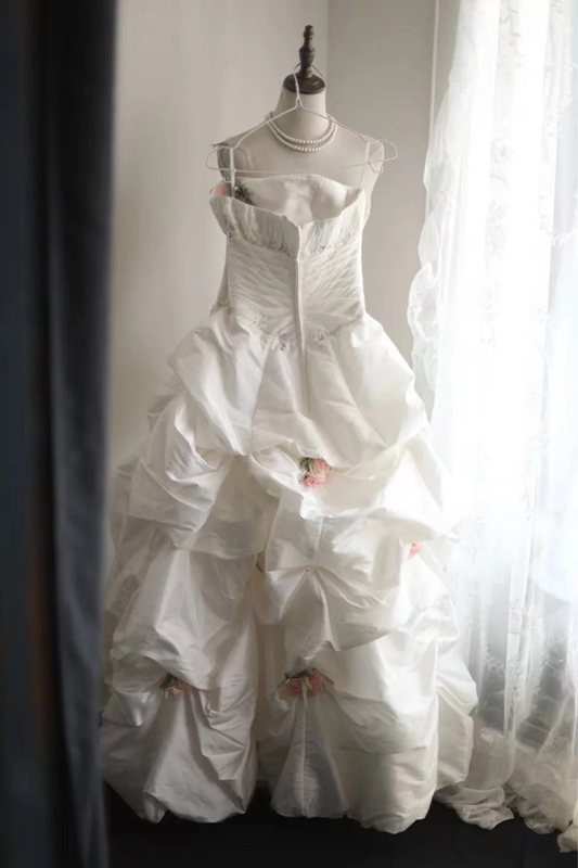 White strapless fitted waist slim-fitting pleated princess skirt ball gown, bridal gown R6754