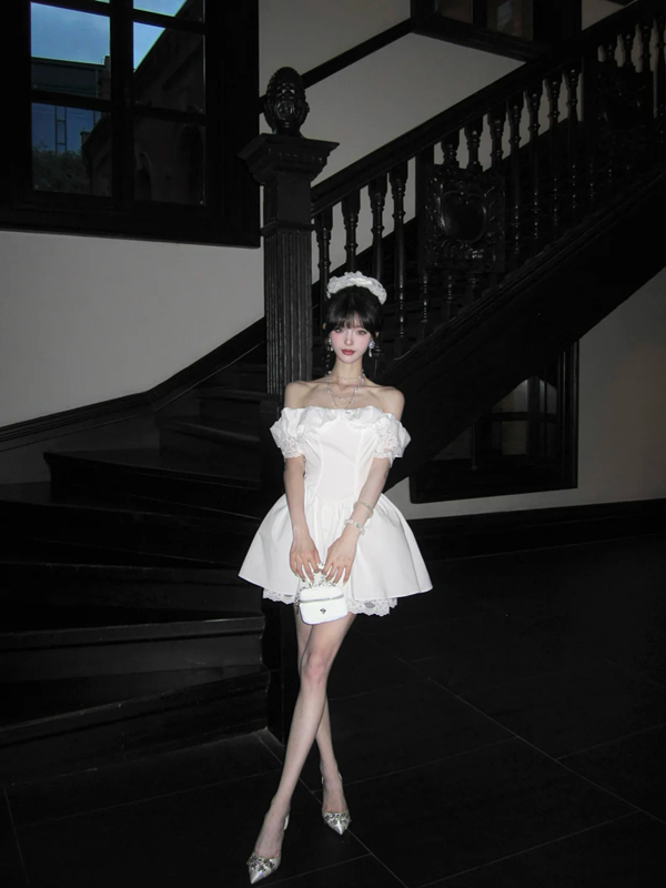 White off-the-shoulder neckline lace trim waist slim A-line short skirt homecoming dress R5063