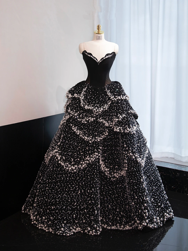 Black strapless, fitted waist, full skirt, long ball gown R8970