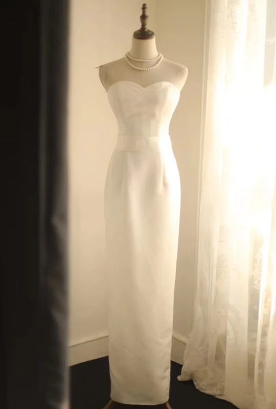 White strapless fitted long ball gown, elegant and classic style R6793