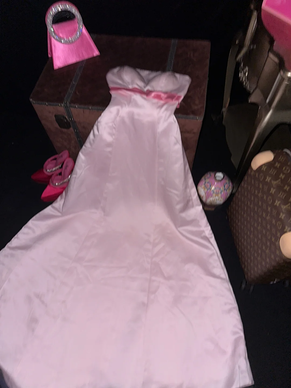 Light pink strapless fitted waist elegant long ball gown R7032