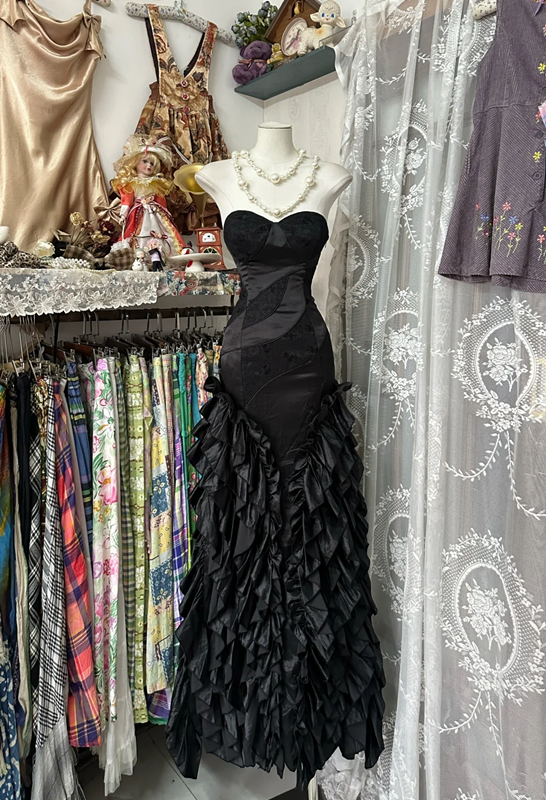 Black strapless, fitted satin tiered maxi dress, ball gown R6314