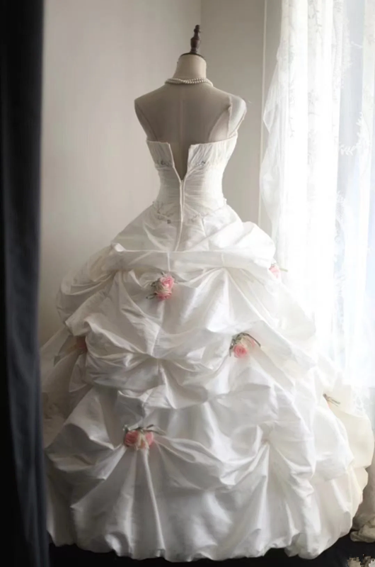 White strapless fitted waist slim-fitting pleated princess skirt ball gown, bridal gown R6754