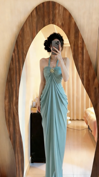 Light green halter neck fitted waist sexy ball gown R9063
