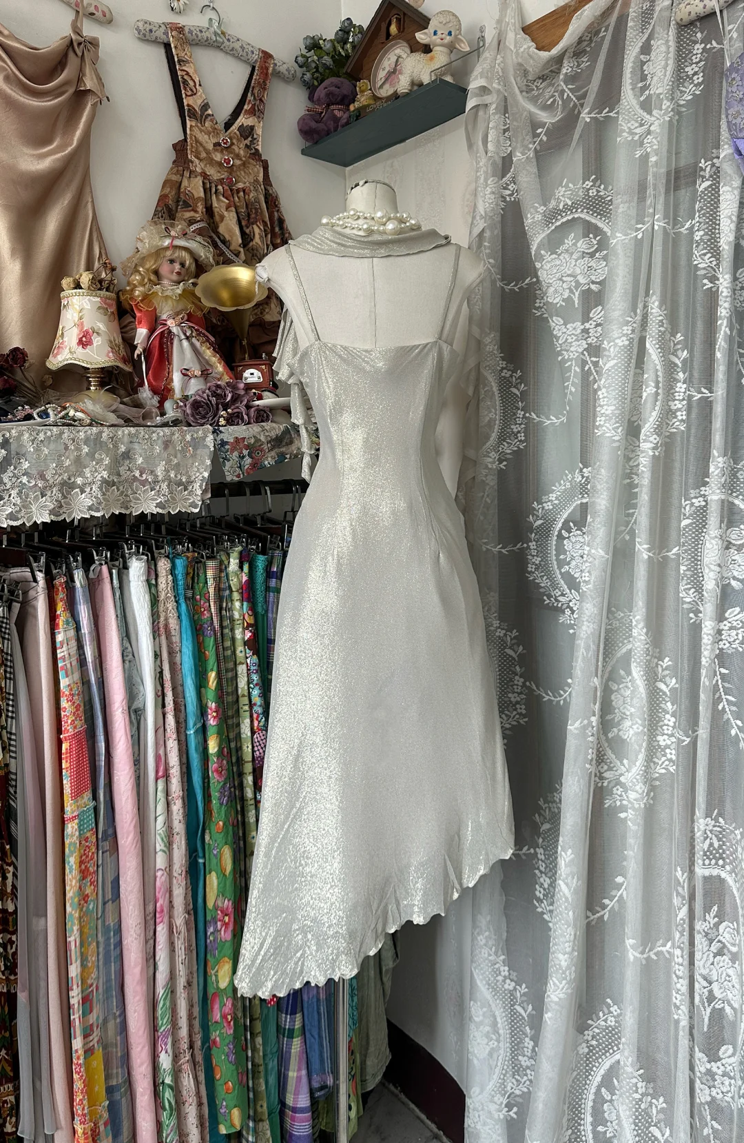 Silver-gray halter neckline slim waist ball gown R6168