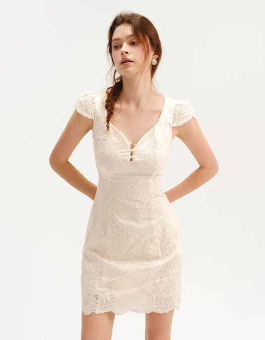 White Lace Mini Dress Women With Puff Sleeves And Sweetheart Neck R9459