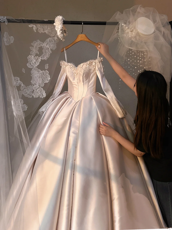 White elegant satin strap one shoulder puffy skirt bridal dress R5694