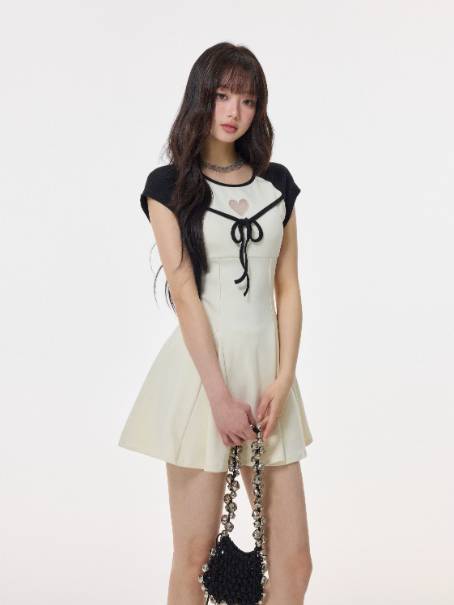 Casual Summer Slim Fit Flare Mini Dress with Color Block Sleeves and Heart Cutout Design R9372