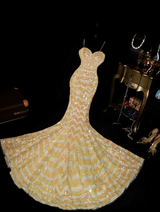 Yellow sequined halter-neck fitted mermaid long ball gown R6407