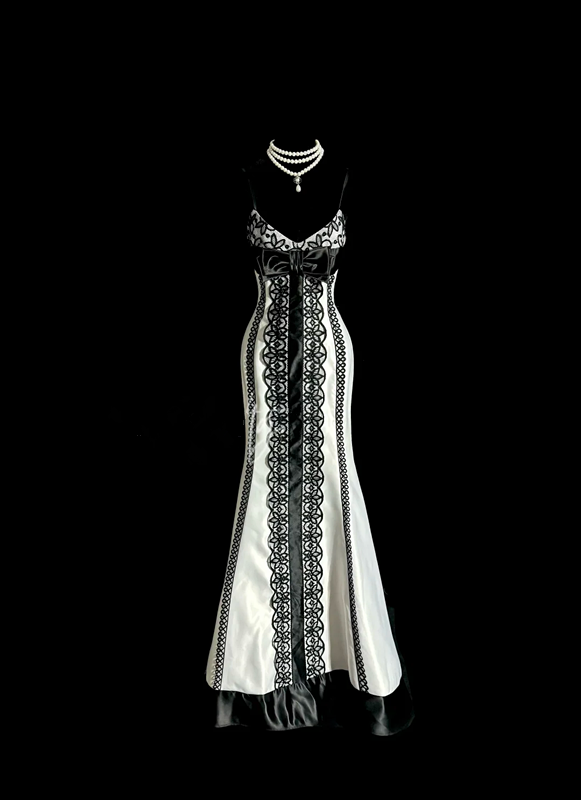 White halter-neck fitted sexy lace long ball gown R6647