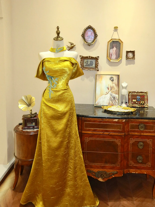 Gold off-the-shoulder strapless fitted long ball gown R7159