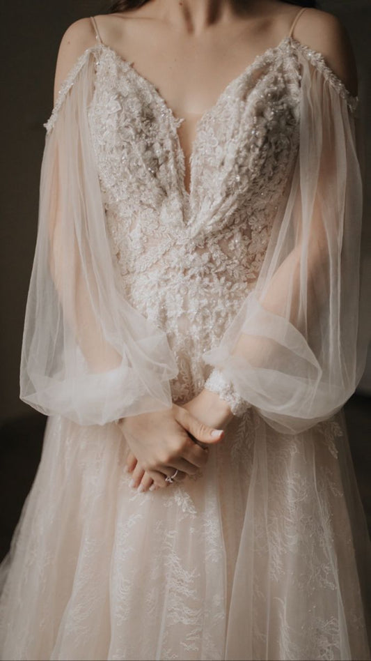 A Line Tulle Off Shoulder wedding dress Elegant Princess Bridal Gown        S7052