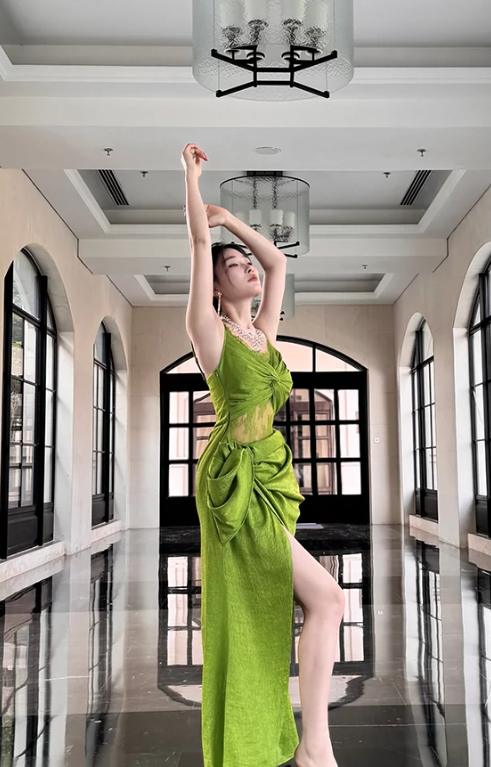 green chic suspender dress seaside holiday long dress    S6139