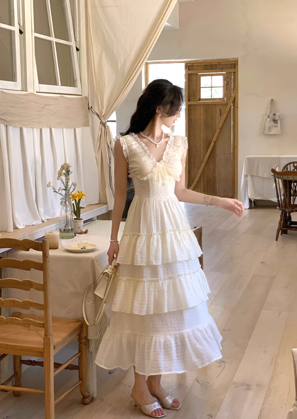 French retro V-neck ruffled cake skirt sleeveless gentle style holiday long skirt R4298