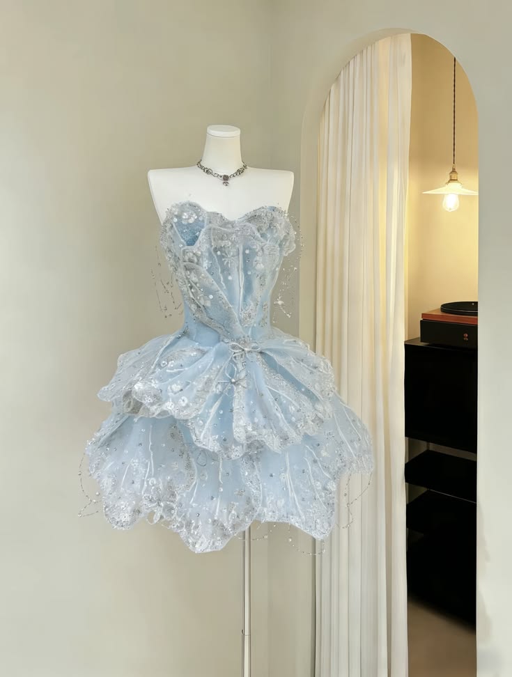 Elegant Pale Blue A-Line Strapless Beading Lace Embroidery Bodycon Mini Dress Homecoming Dress RS158
