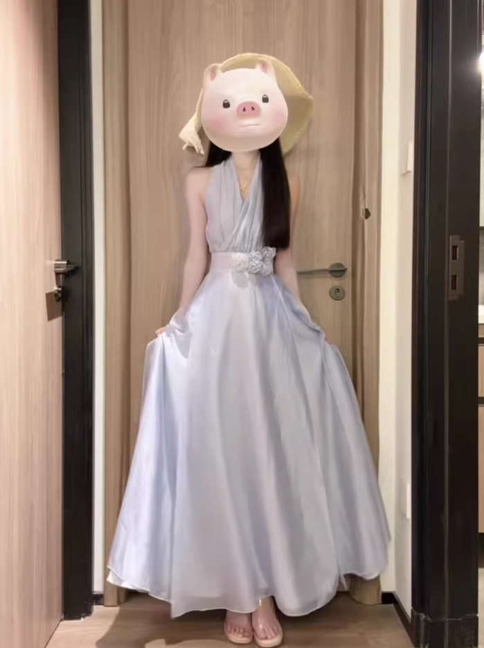 Holiday style blue v-neck halter dress unique and beautiful waist temperament long dress 2025 new R0454