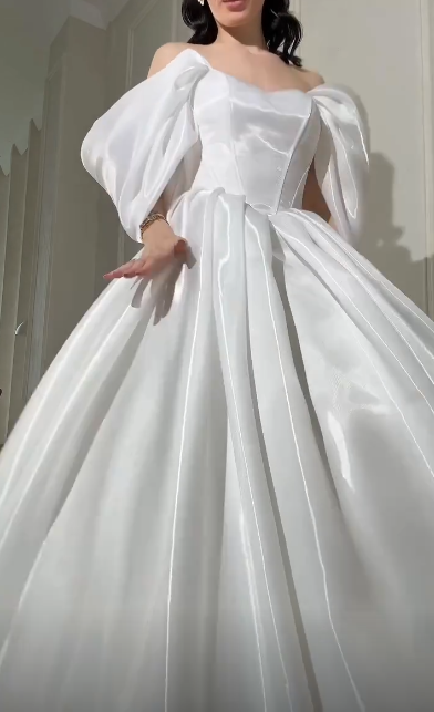 Clean Silky Women's Prom Gown White Waist Fitted Maxi Evening Dress Birthday Dress — Fall Outfit 2026 New  RS3300