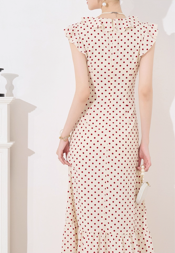 French dress women's new summer design niche temperament high-end red polka dot slim skirt R4378