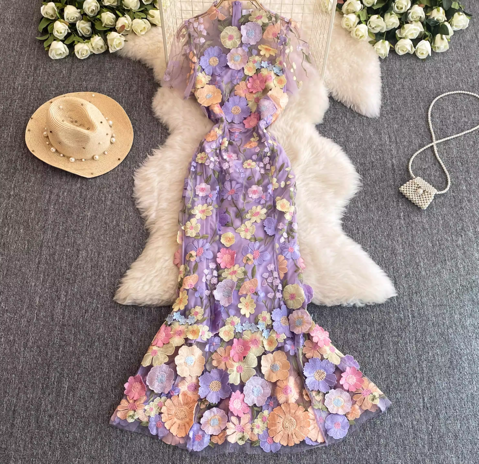 Beautiful heavy-duty three-dimensional flower embroidery embroidered seaside holiday dress with a high-end feel R0308