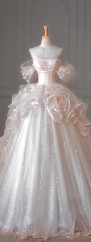 Light pink one-shoulder slim waist rolled skirt design cute and elegant ball gown bridal dress R5875