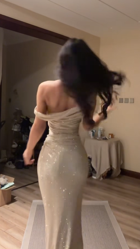 Silver Sequin One-Shoulder Waist-Cinched Fitted Floor-Length Prom Dress R7114