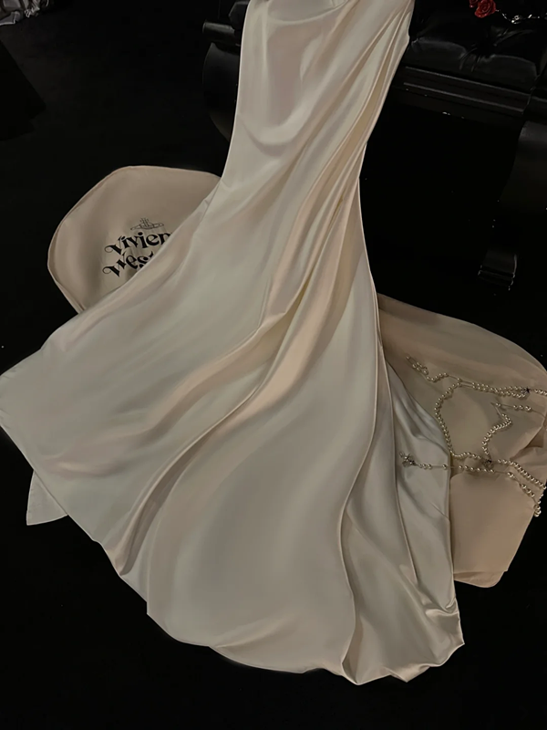 Light apricot-colored halter-neck satin fitted long ball gown/bridal dress R8821