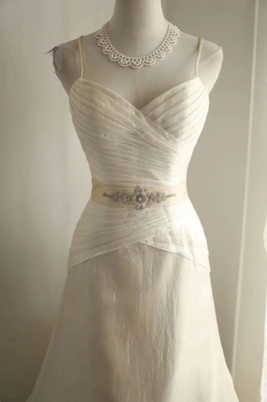 Ivory white halter-neck fitted waist elegant long ball gown, bridal dress R6833