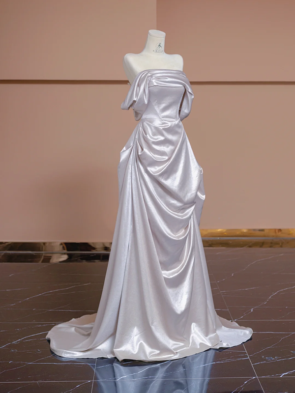 Silver-grey off-the-shoulder, high-end, fitted long elegant ball gown/bridal dress R8304