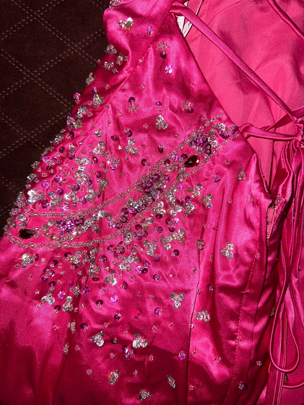 Pink halter neckline, fitted waist, sexy long ball gown R7033