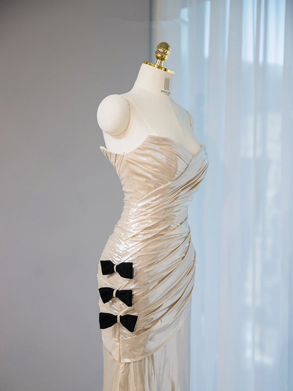 Light champagne-colored strapless, fitted, sexy long ball gown R9031