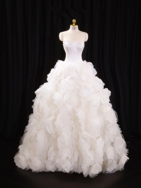 White strapless, fitted waist, full skirt, long ball gown, bridal dress R8911