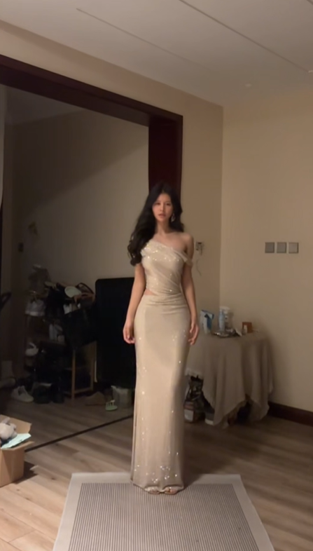 Silver Sequin One-Shoulder Waist-Cinched Fitted Floor-Length Prom Dress R7114