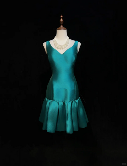 Lake blue deep V neckline waist slim fishtail skirt mid-length dress homecoming dress R4902