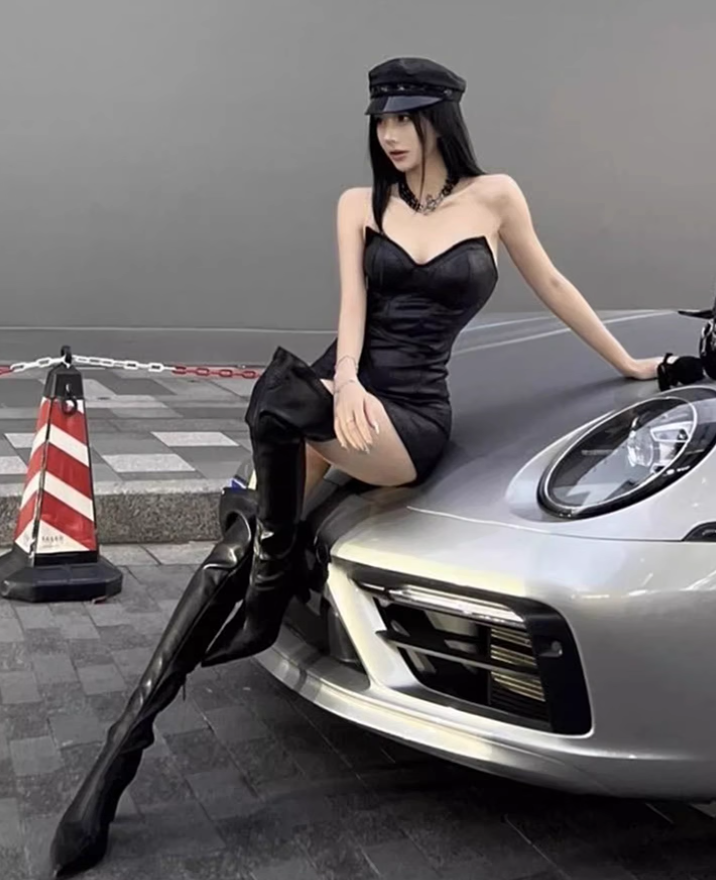 Sexy hot girl tube top waist dress 2025 large size high-end street hip leather R1115