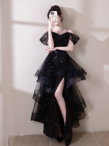 Elegant Black Sequin A-Line Spaghetti Straps Maxi Prom Dress Evening Dress RS417