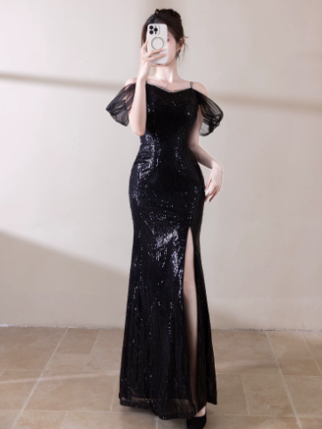Elegant Black Sequin A-Line Spaghetti Straps Maxi Prom Dress Evening Dress RS417