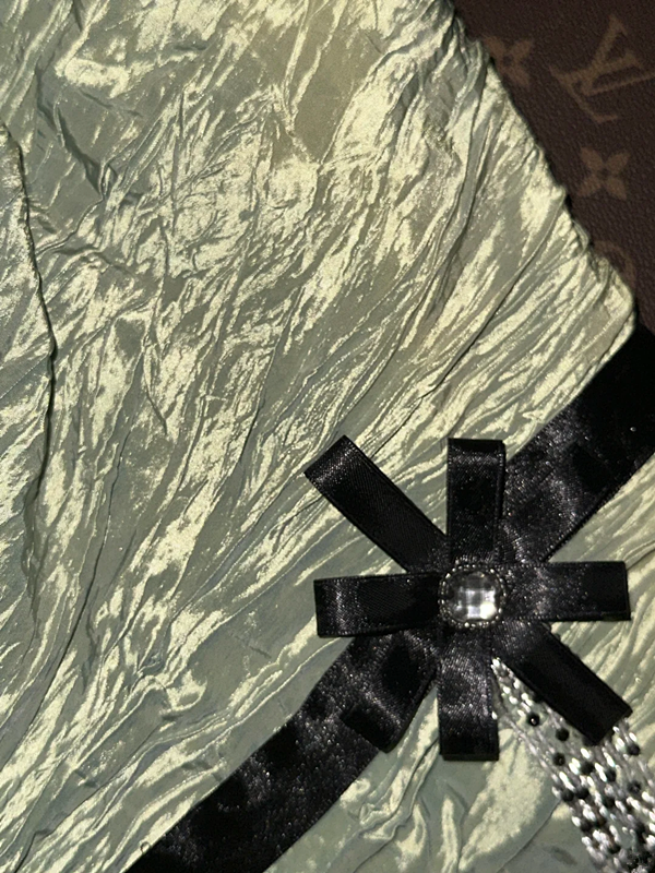 Yellow-green halter-neck pleated waist slim-fit fairy long ball gown R6915