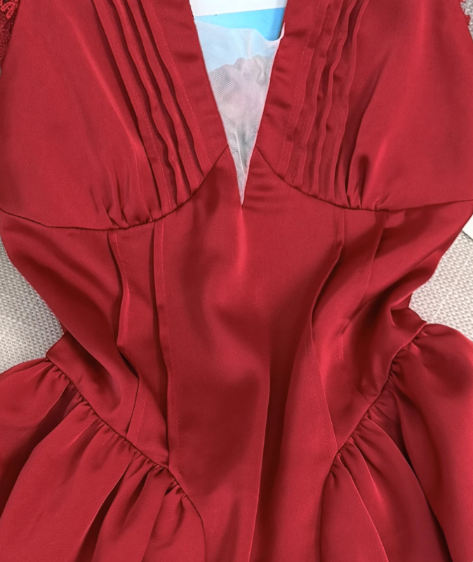 French pure desire lace halter neck dress female new style waist slimming backless sexy A-line skirt R4031