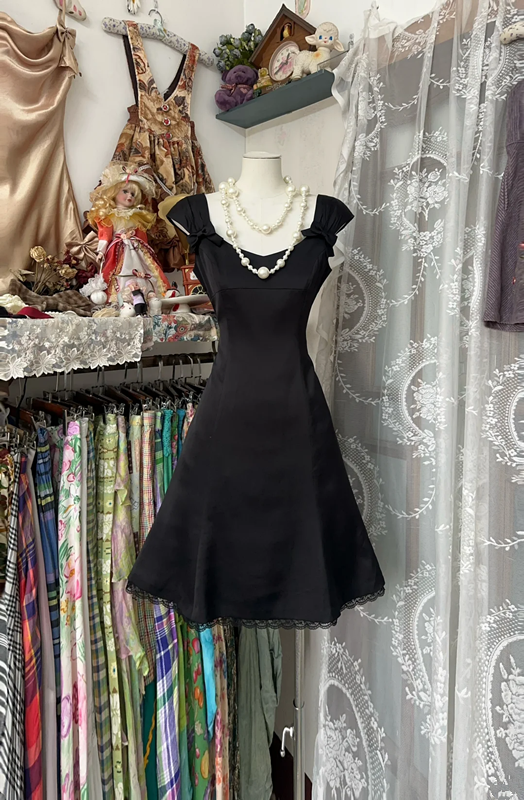 Black halter-neck fitted A-line mini dress, ball gown R6317