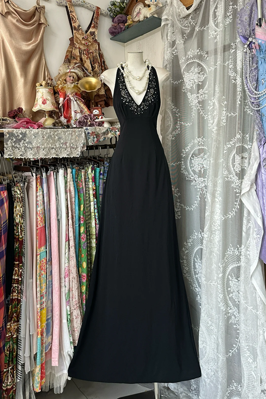 Black halter neck slim waist elegant sexy long ball gown R6157
